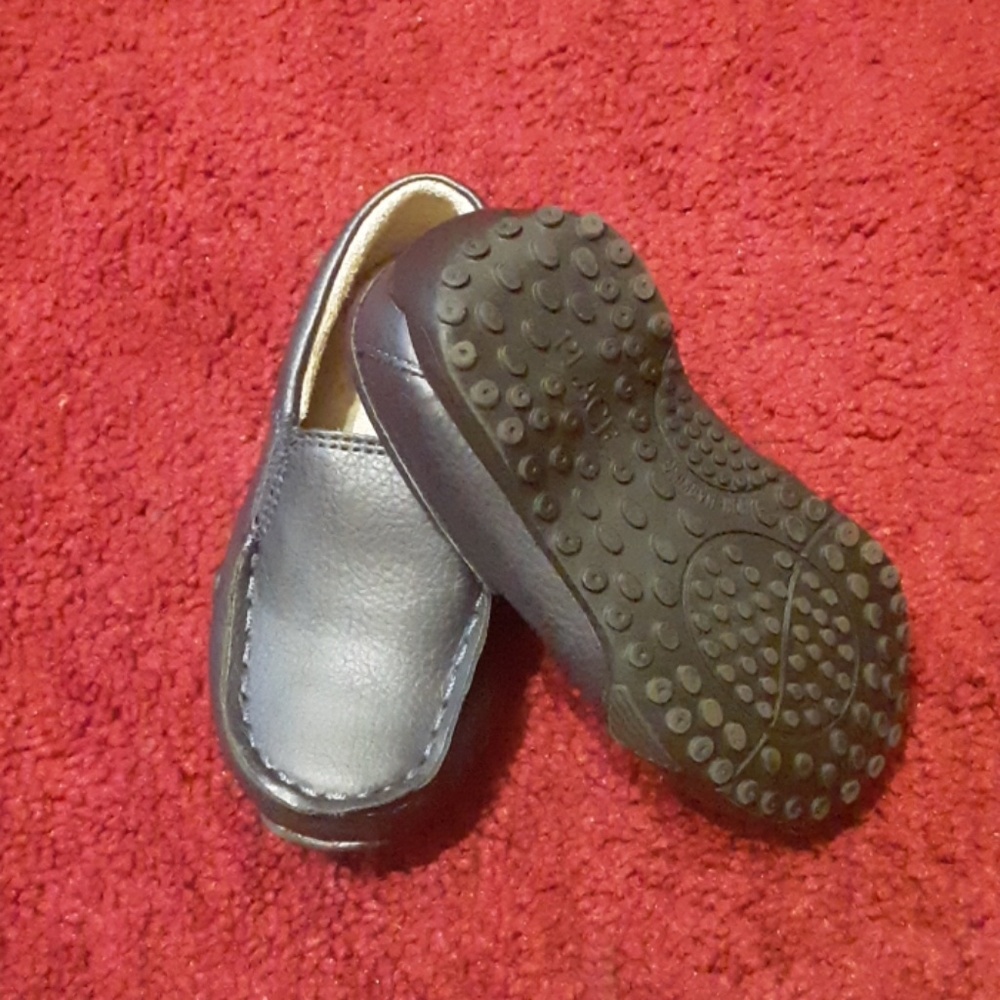 Shoes - Picture 3 of 3